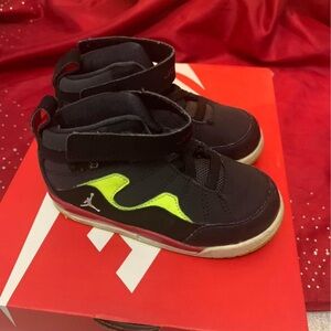 Black and Green High-Top Sneakers with Velcro Closure